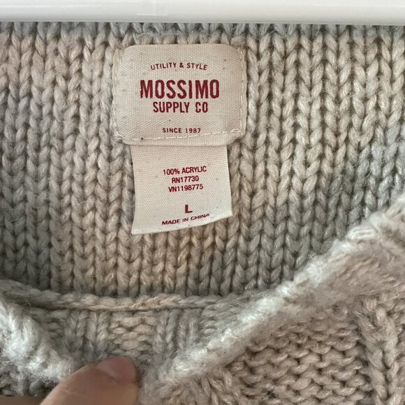 Women’s/ Teen’s Mossimo Knit Sweater Size Large - Picture 3 of 4